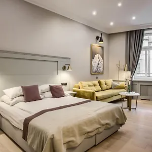 Bed & Breakfast Krupowki 17 & ****
