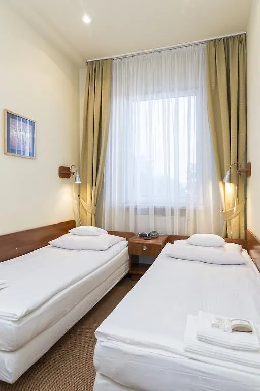 Hotel Colibra Varšava